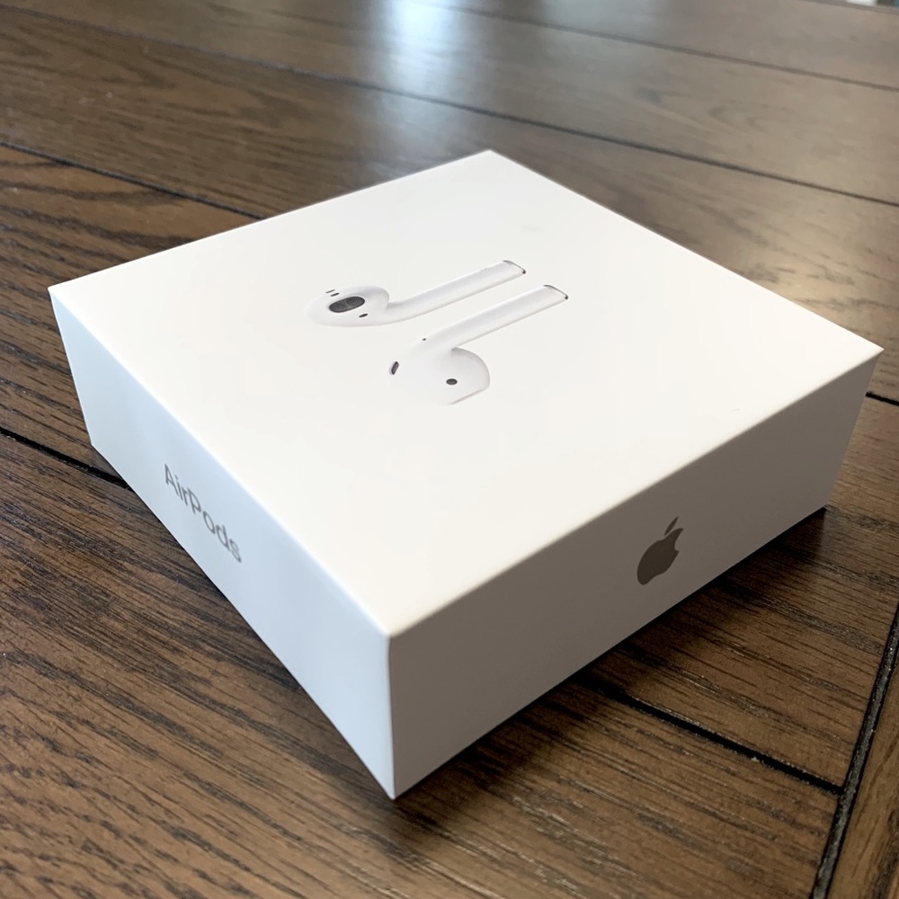 Apple AirPods Gen 2